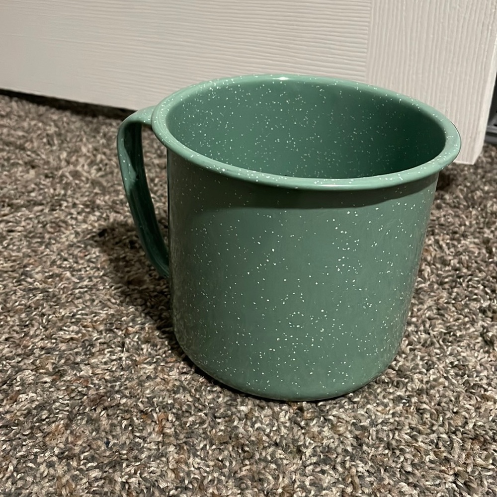 Kitchen appliance holder - Picture 1 of 1